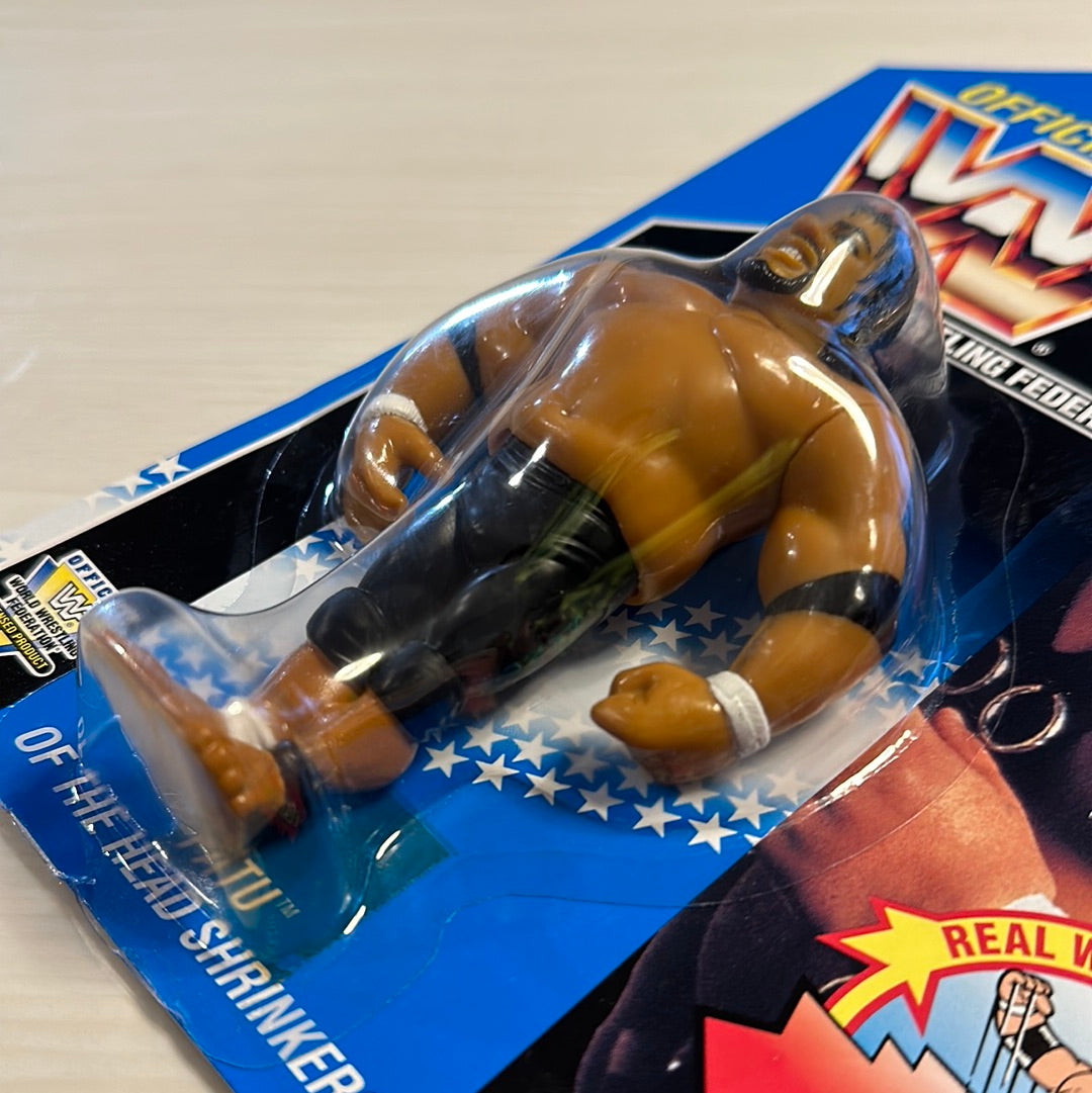 Fatu the Headshrinker Series 10 WWF Hasbro