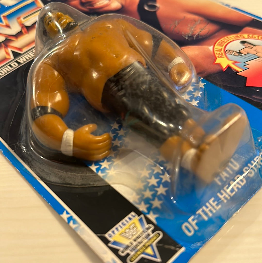 Fatu the Headshrinker Series 10 WWF Hasbro