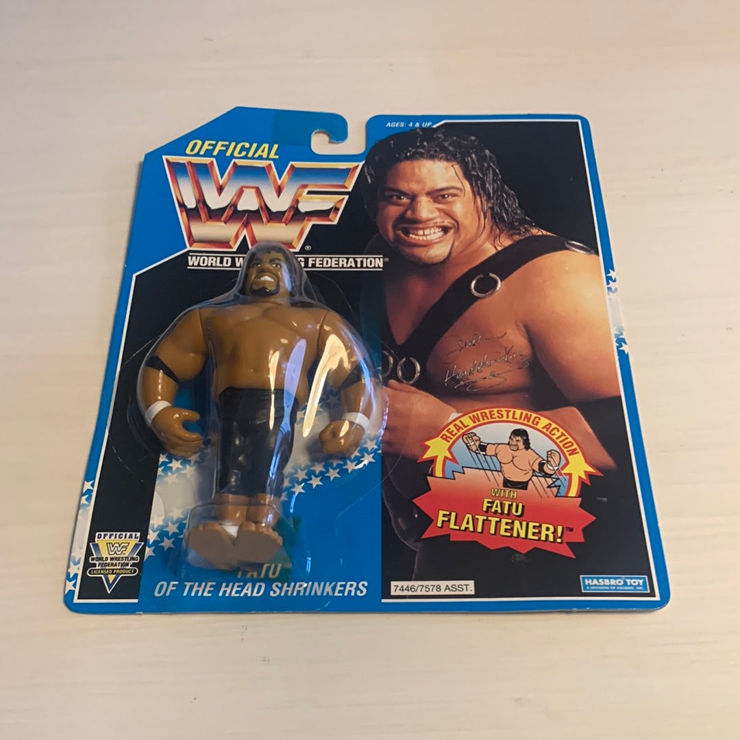 Fatu and Samu Headshrinkers 2 figure set WWF Hasbro