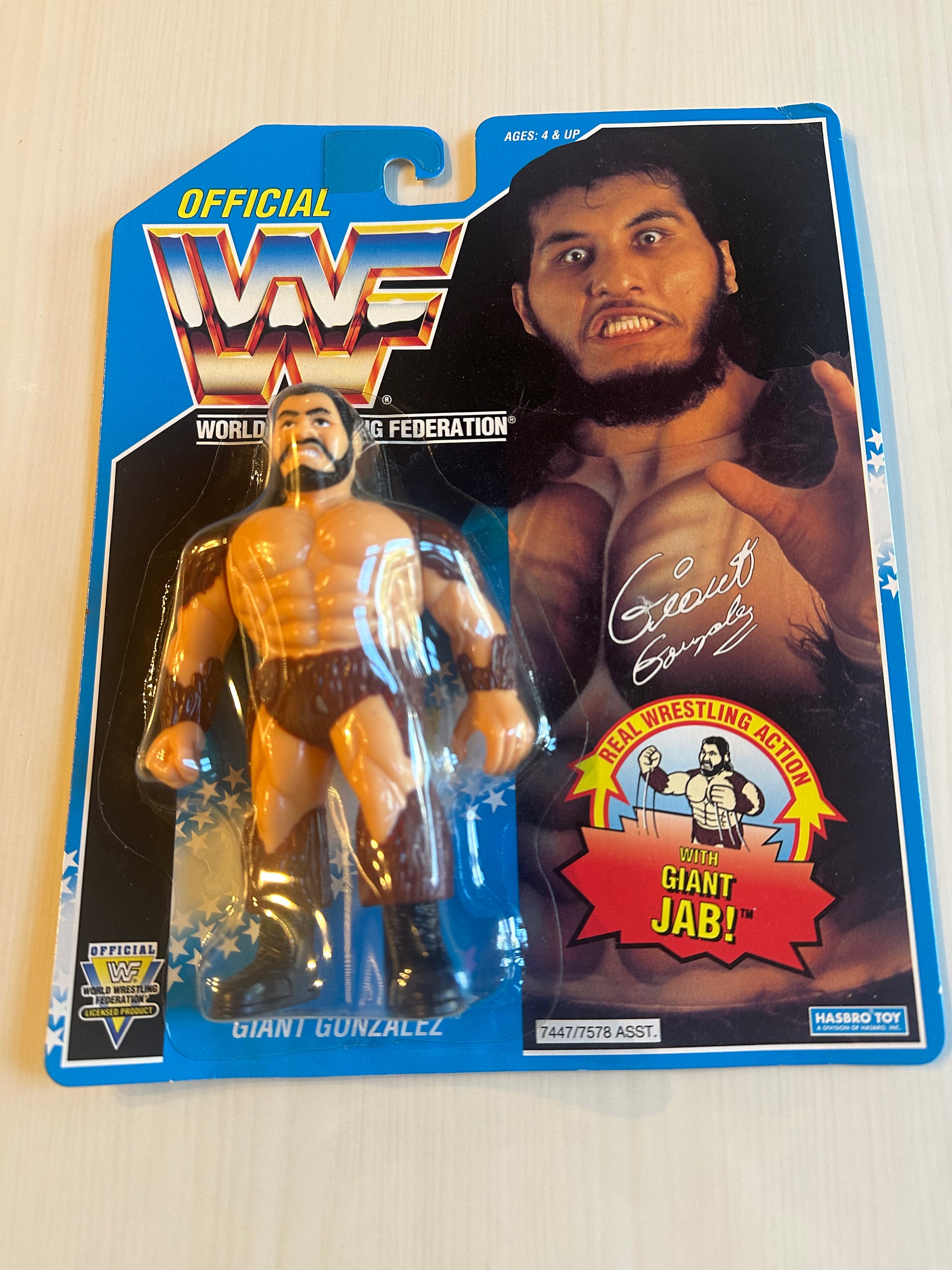 Giant Gonzalez Series 10 WWF Hasbro MOC figure – retrofigure Giant Gonzalez Series 10 WWF Hasbro MOC figure – retrofigure