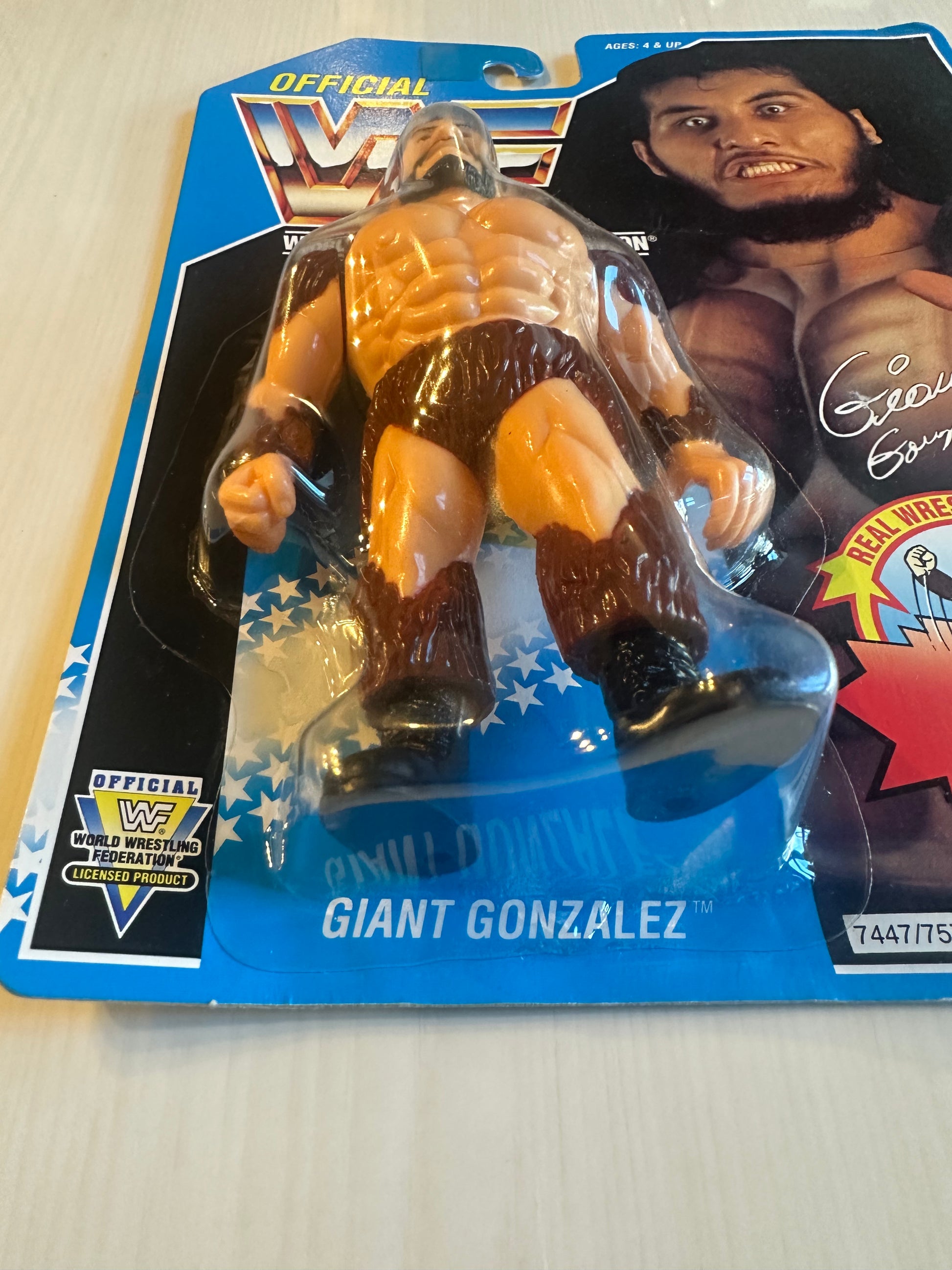 Giant Gonzalez Series 10 WWF Hasbro MOC figure – retrofigure Giant Gonzalez Series 10 WWF Hasbro MOC figure – retrofigure