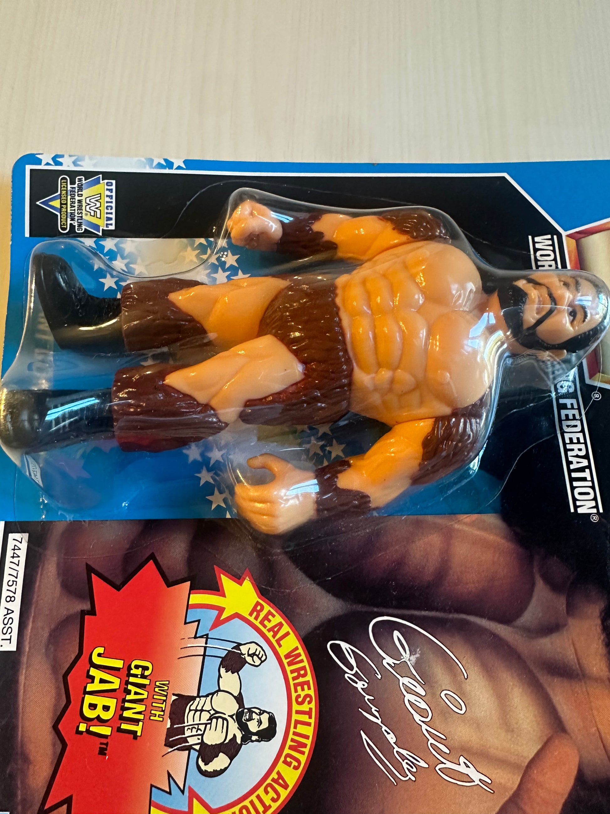 Giant Gonzalez Series 10 WWF Hasbro MOC figure – retrofigure Giant Gonzalez Series 10 WWF Hasbro MOC figure – retrofigure