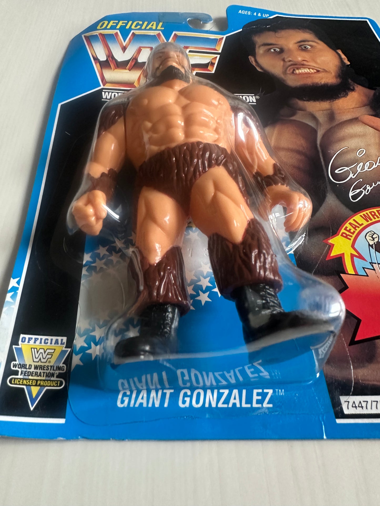 Giant Gonzalez Series 10 WWF Hasbro MOC figure
