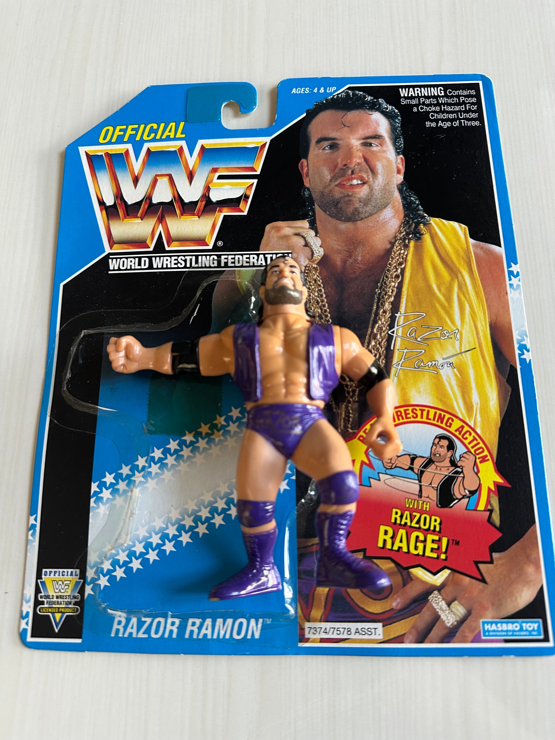 Toyworld Razor Ramon Razor Ramon Series 10 WWF Hasbro purple loose figure – retrofigure