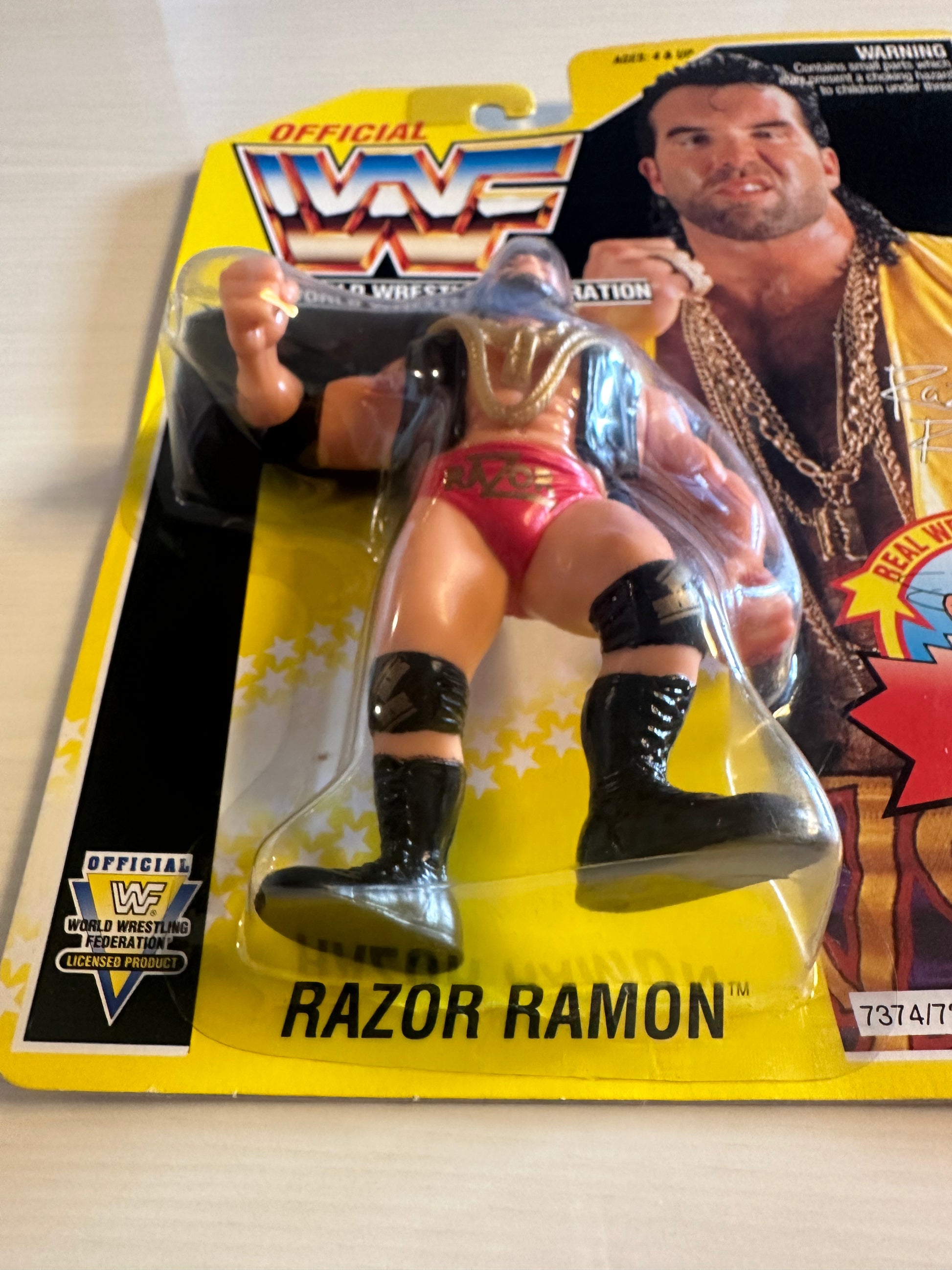 Toyworld Razor Ramon Razor Ramon Series 7 WWF Hasbro – retrofigure