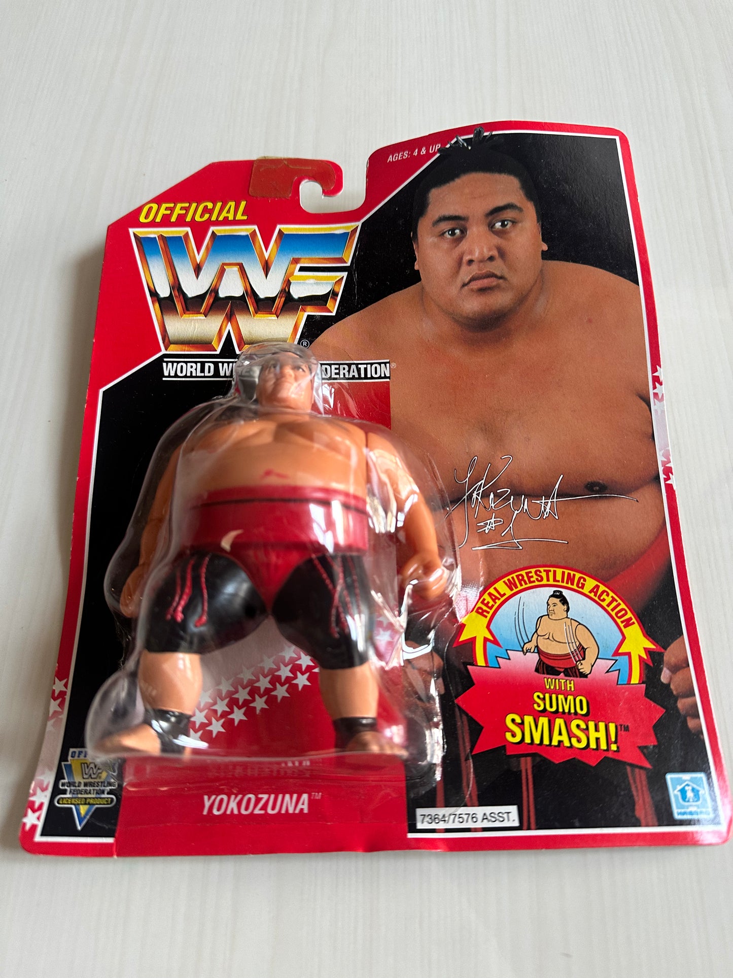Yokozuna Series 8 WWF Hasbro MOC figure