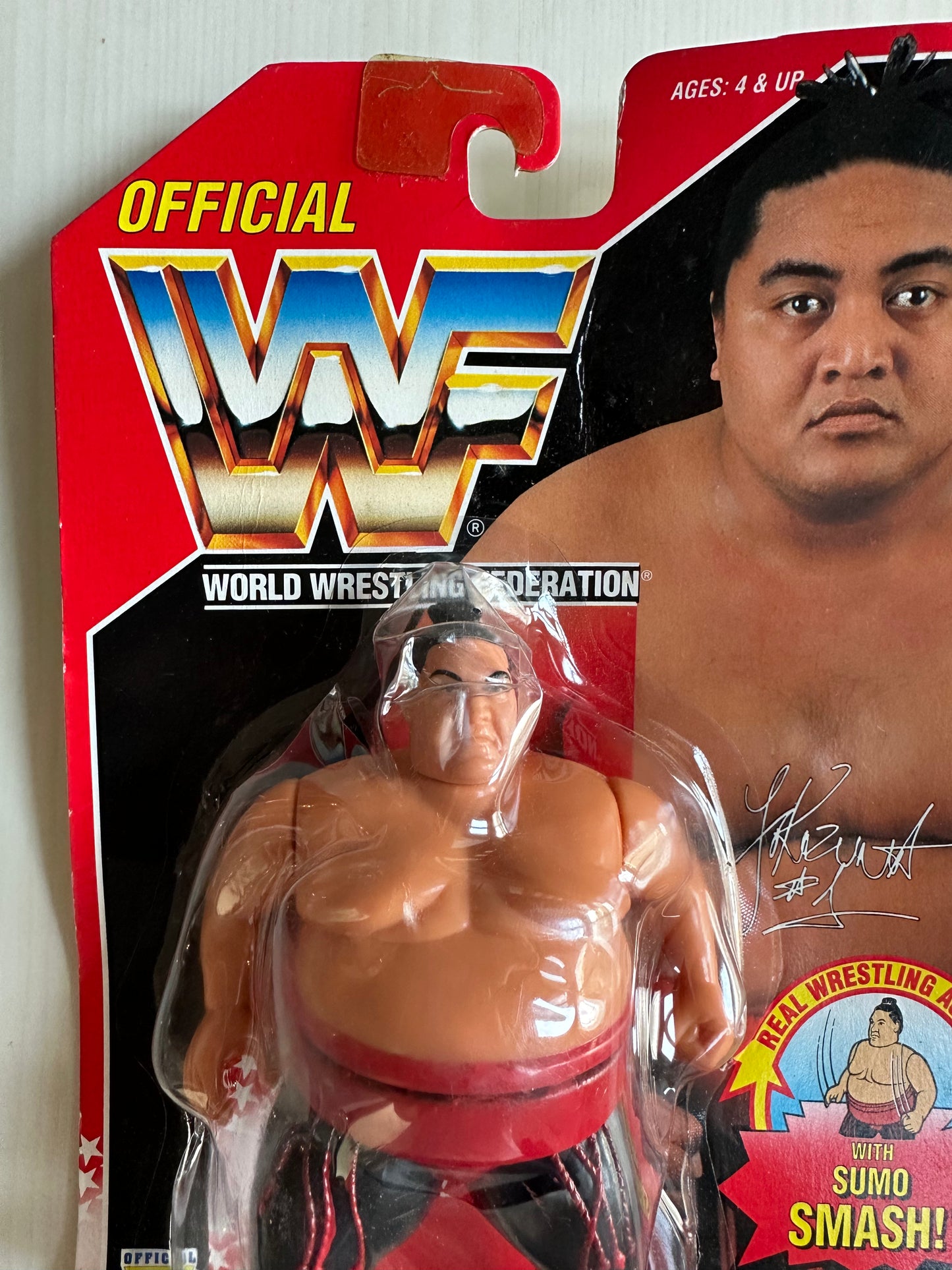 Yokozuna Series 8 WWF Hasbro MOC figure