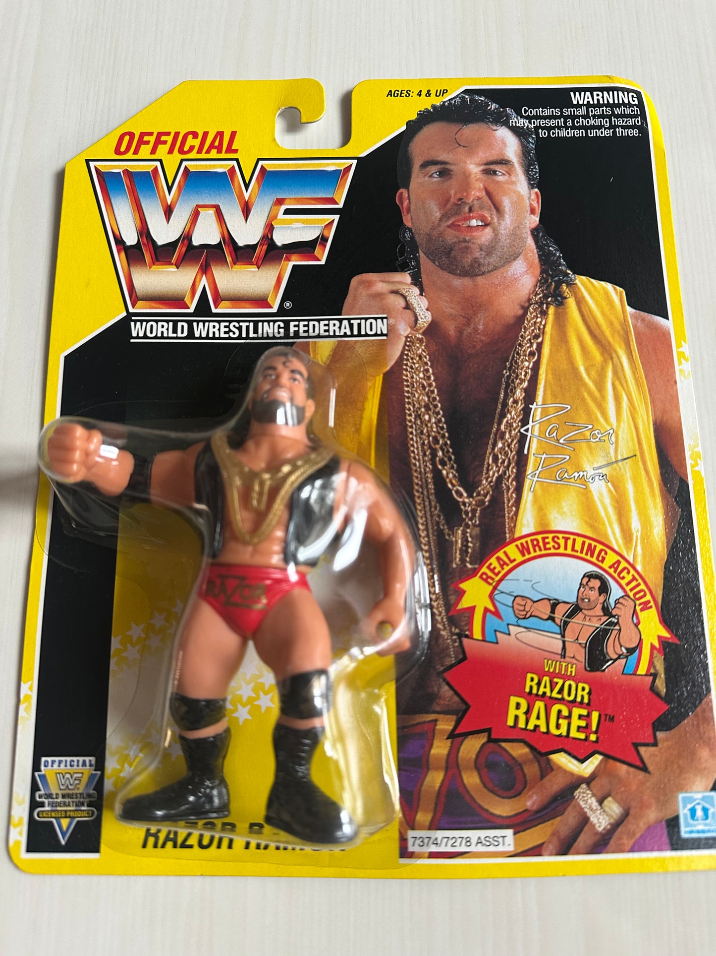 Razor Ramon Razorblade Razor Ramon Series 7 WWF Hasbro MOC – retrofigure