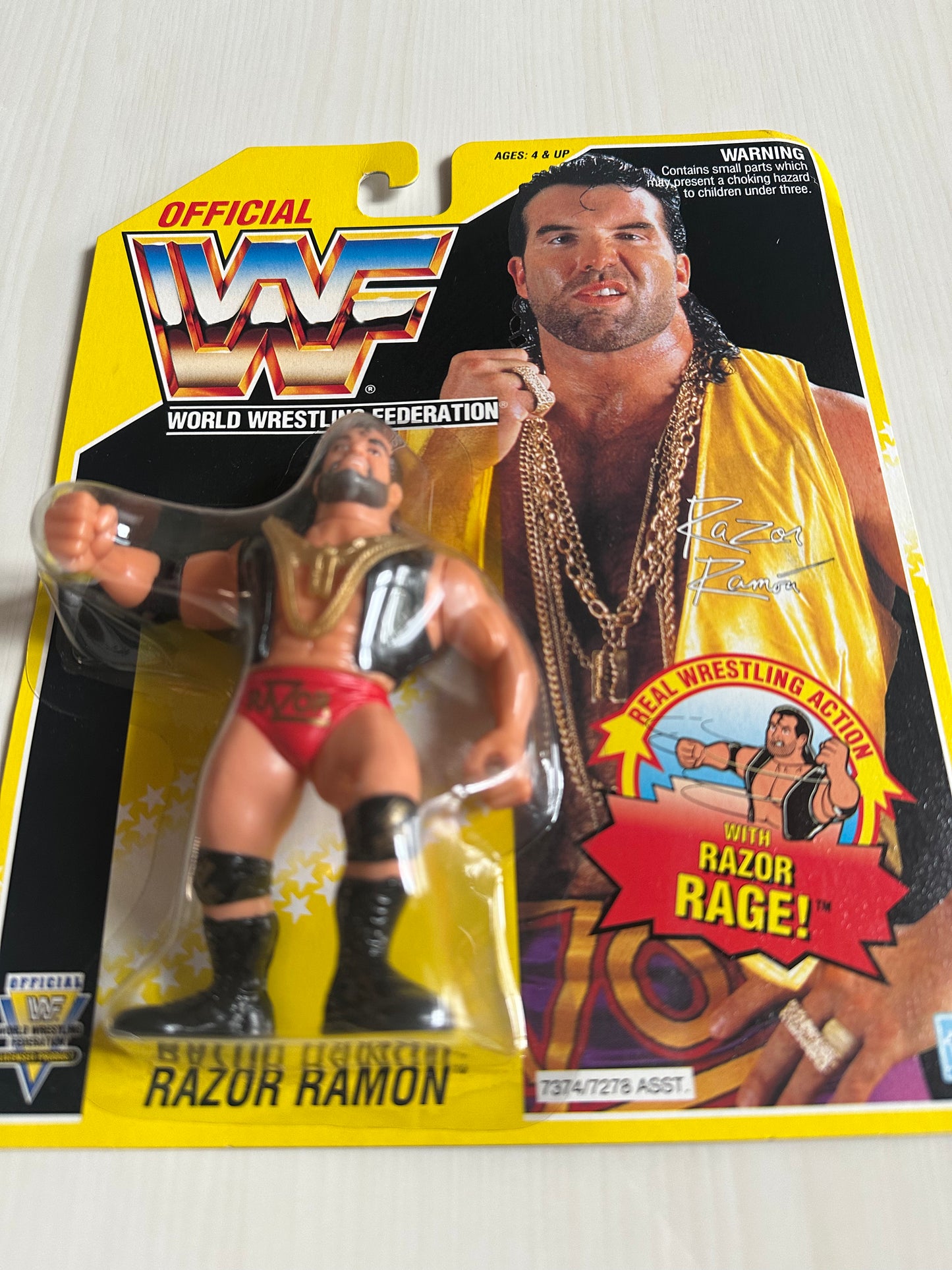Razor Ramon Fig Razor Ramon Series 7 WWF Hasbro MOC – retrofigure