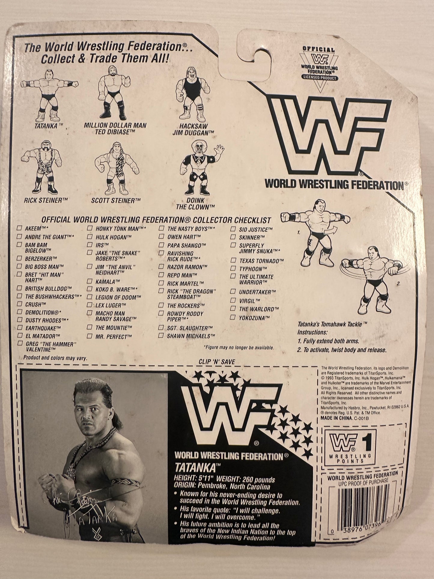 Tatanka Series 9 WWF Hasbro