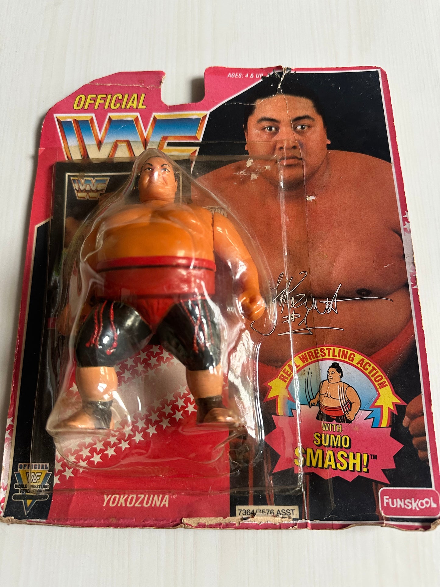 Yokozuna Series 8 WWF Hasbro MOC Funskool figure