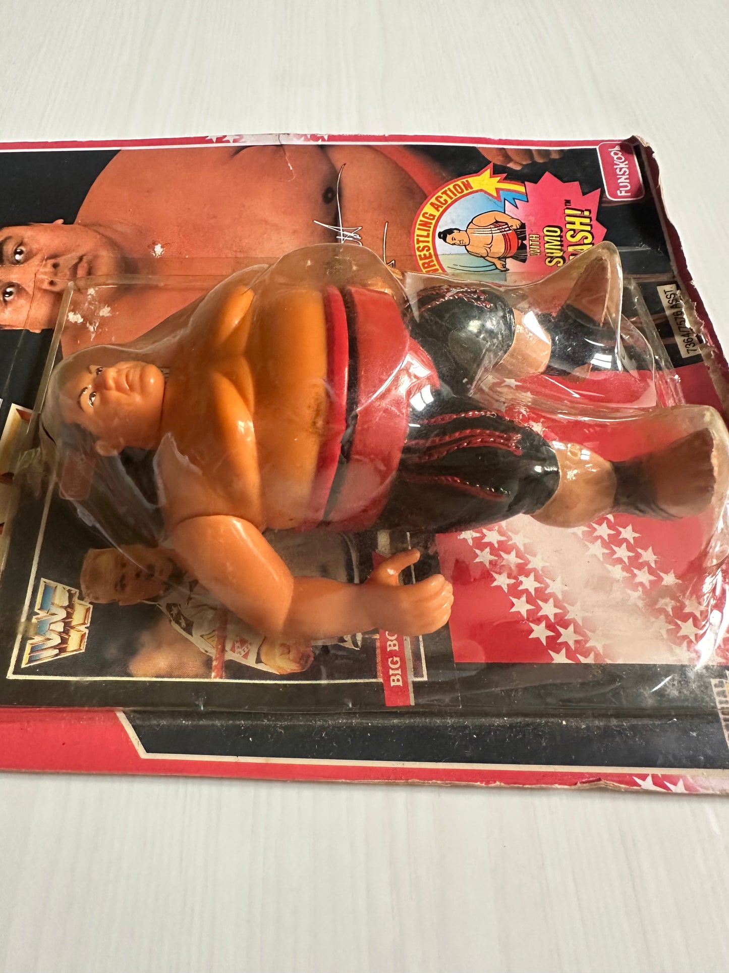 Yokozuna Series 8 WWF Hasbro MOC Funskool figure
