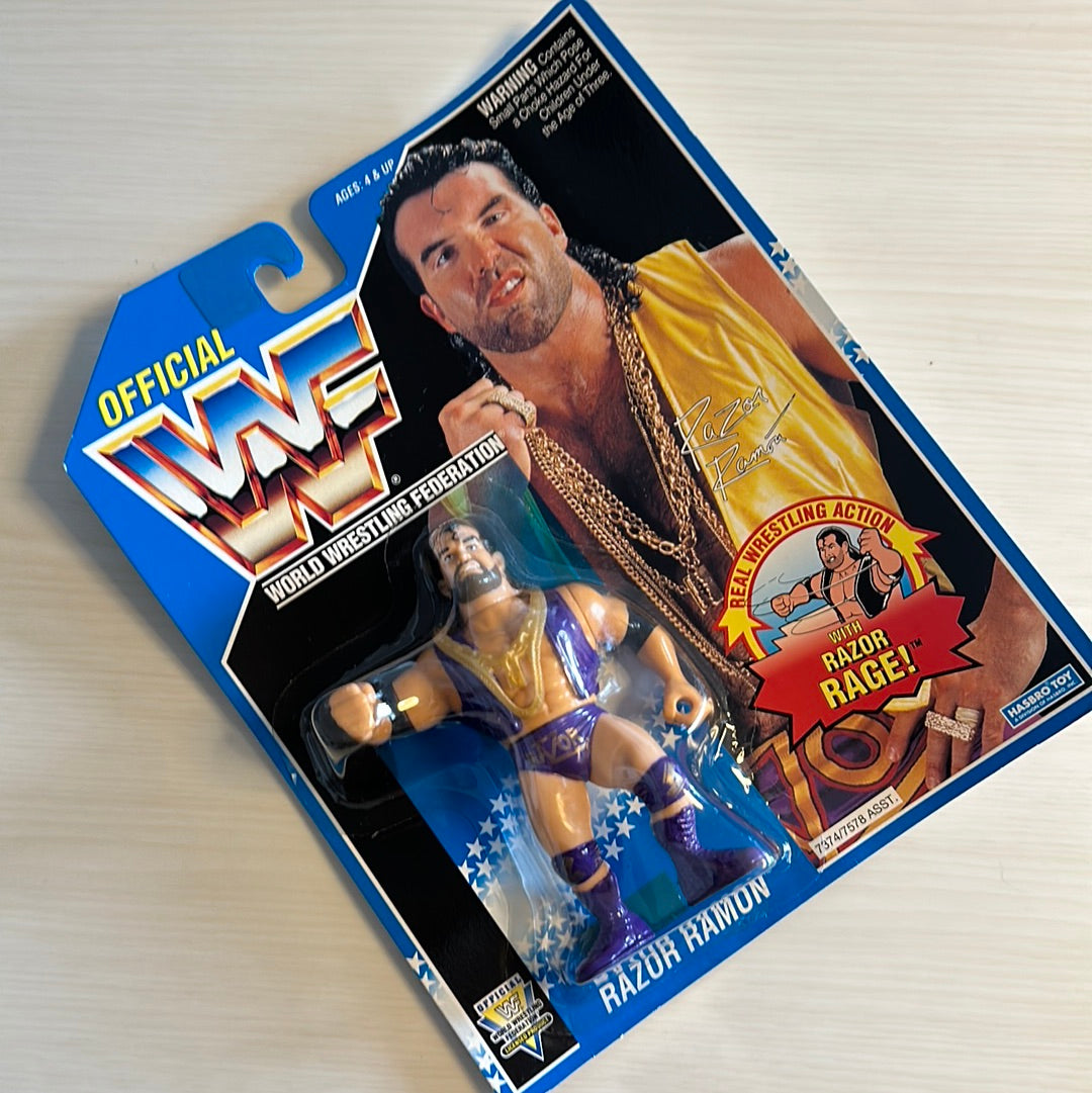 Razor Ramon Series 10 WWF Hasbro Purple – retrofigure