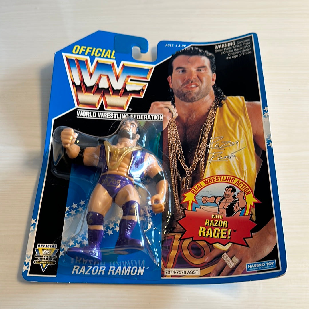 Razor Ramon Series 10 WWF Hasbro Purple – retrofigure