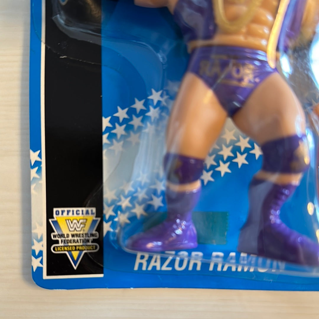 Razor Ramon Series 10 WWF Hasbro Purple – retrofigure